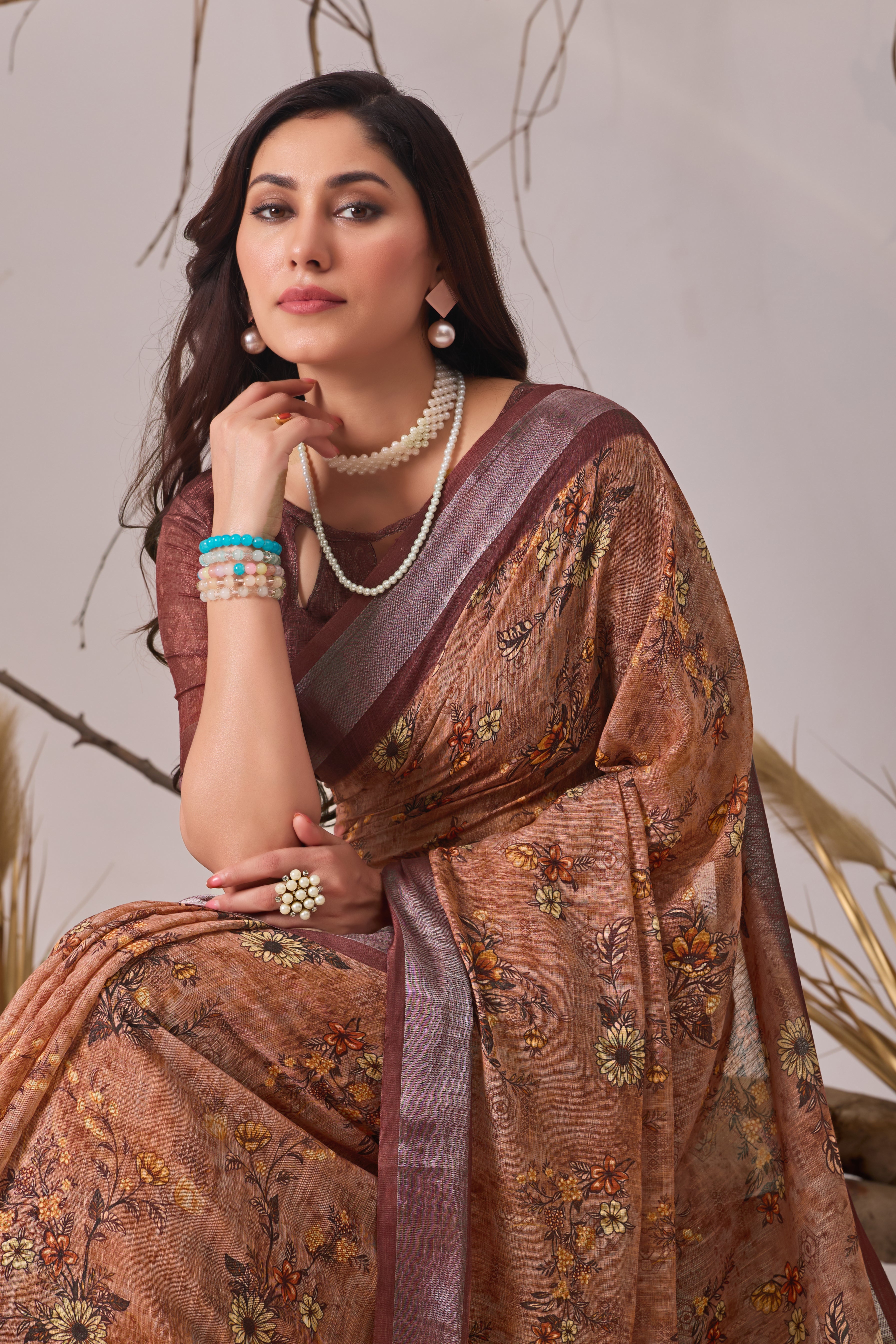Linen Cotton Saree with Elegant Digital Floral & Traditional Woven-Style