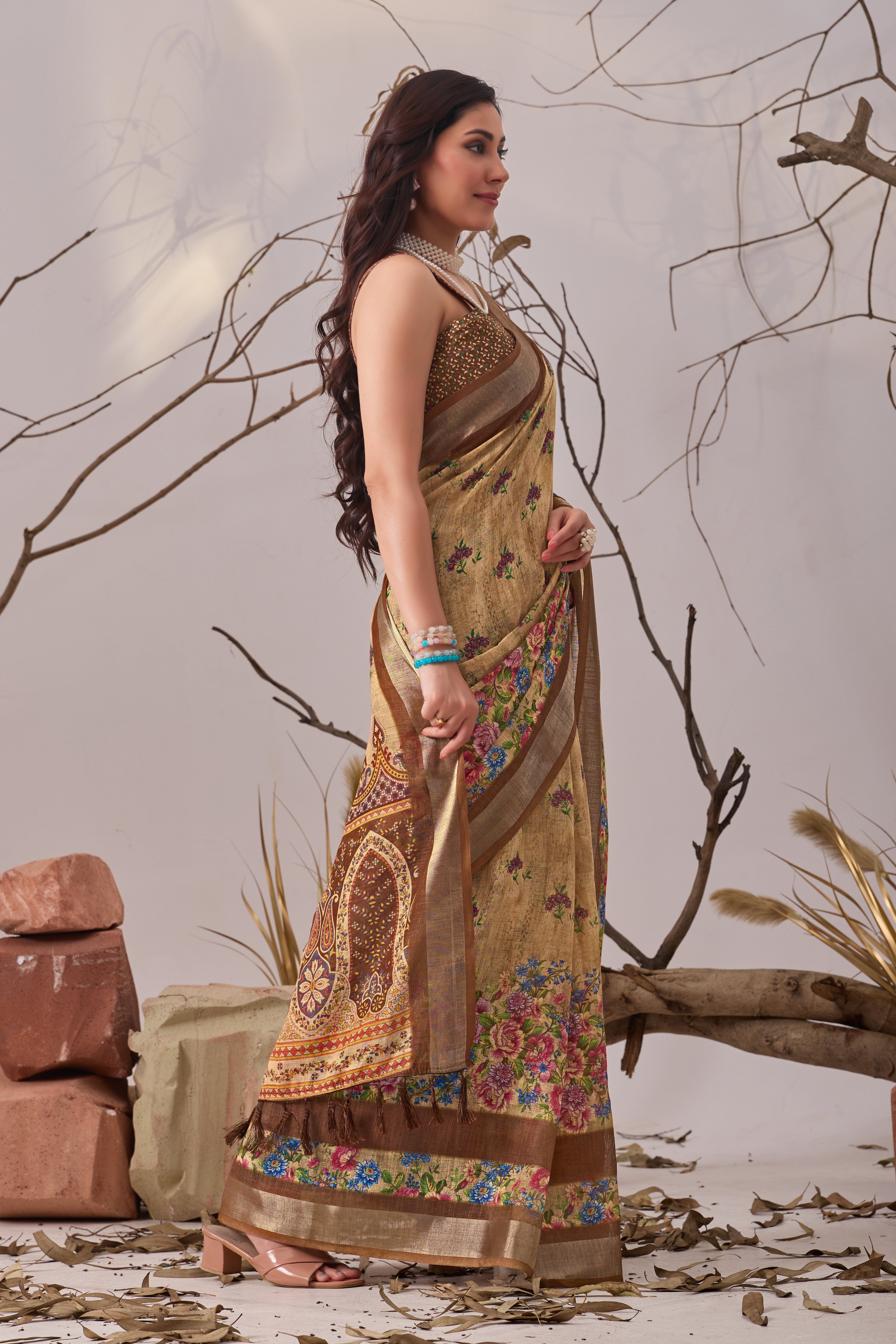 Linen Cotton Saree with Elegant Digital Printed Floral Design