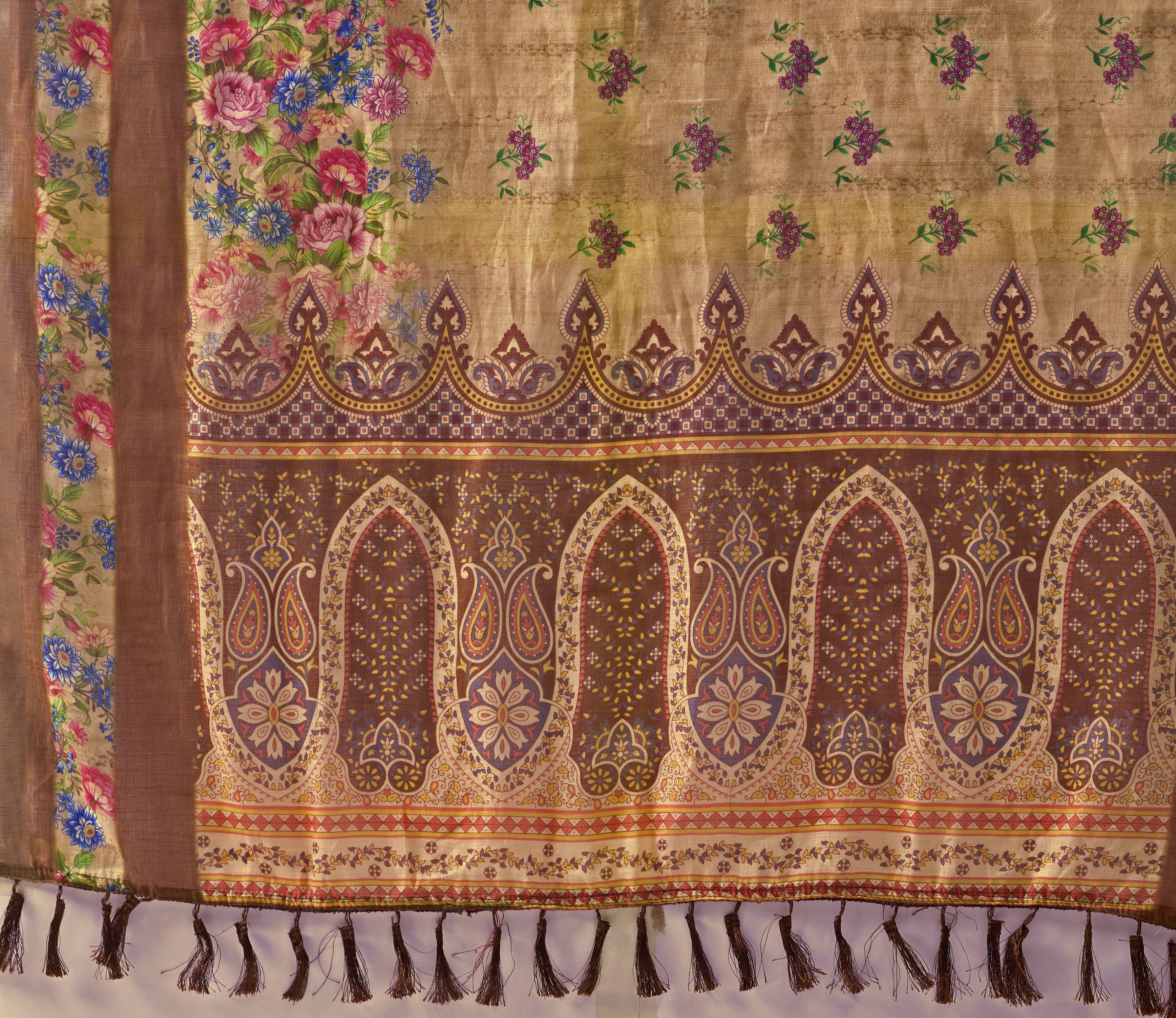 Linen Cotton Saree with Elegant Digital Printed Floral Design