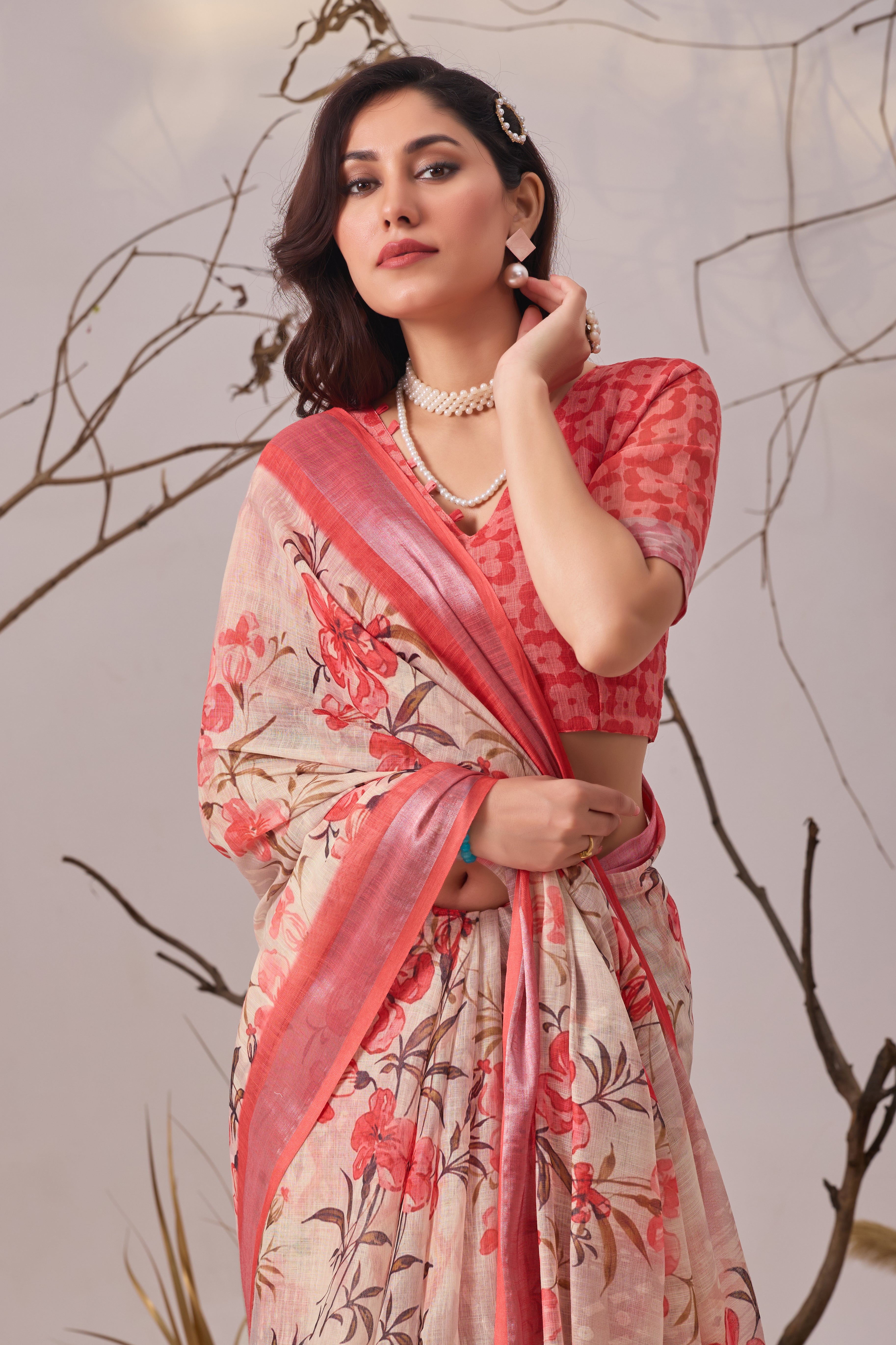 Premium Linen Cotton Saree with Elegant Digital Floral Print & Patola Border