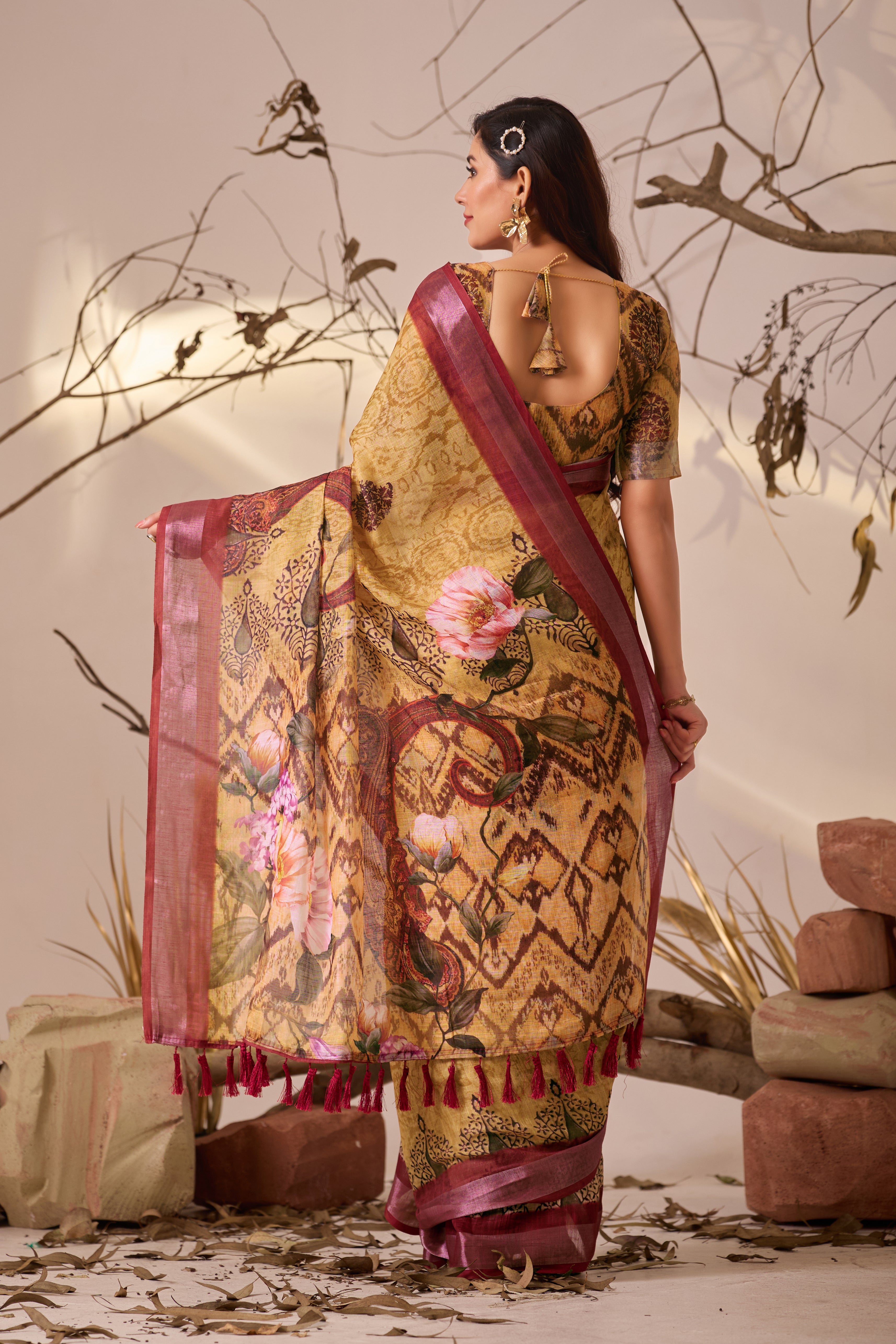 Premium Linen Cotton Saree with Elegant Digital Floral Print & Classic Patola Border