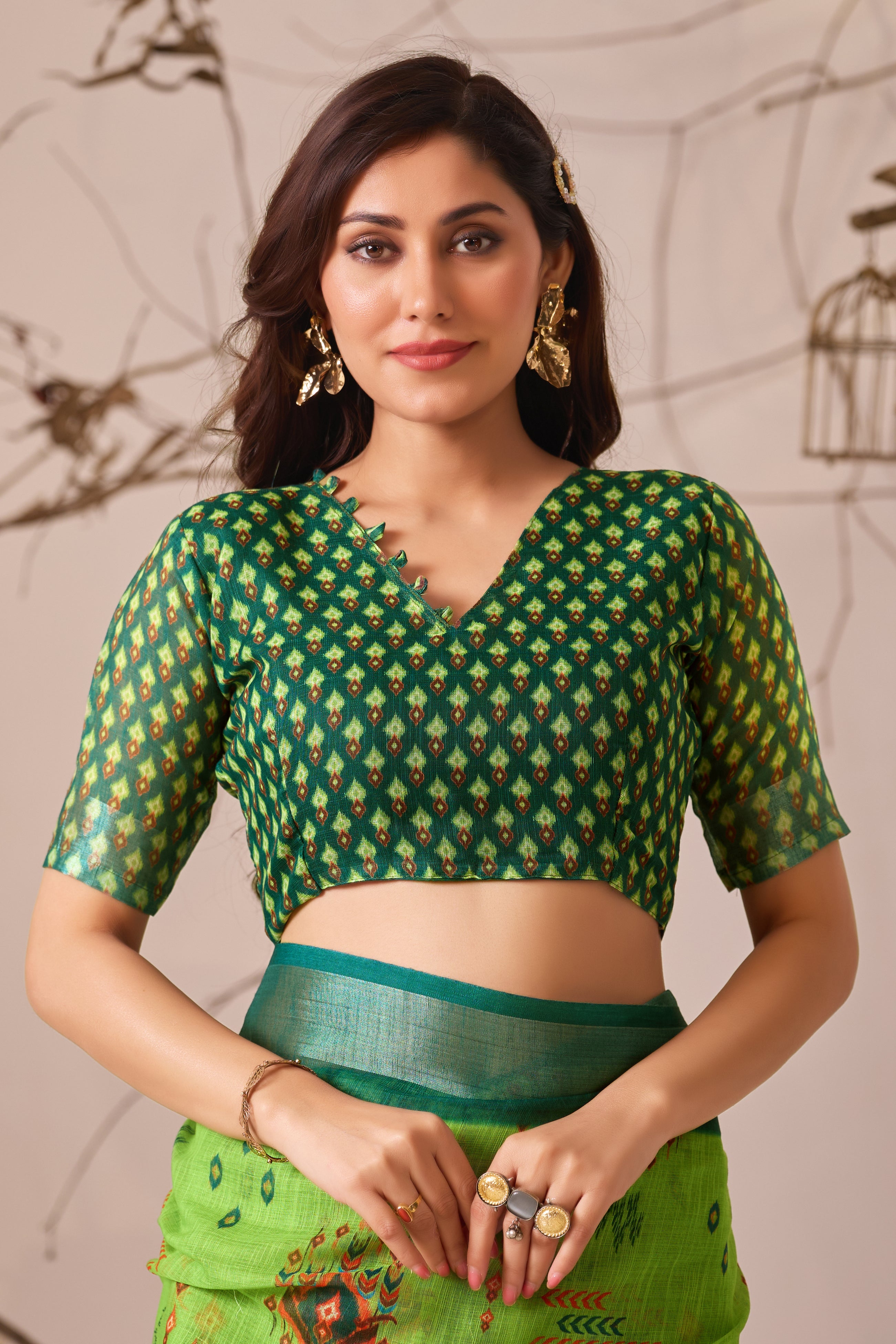 Premium Linen Cotton Saree with Elegant Digital Patola