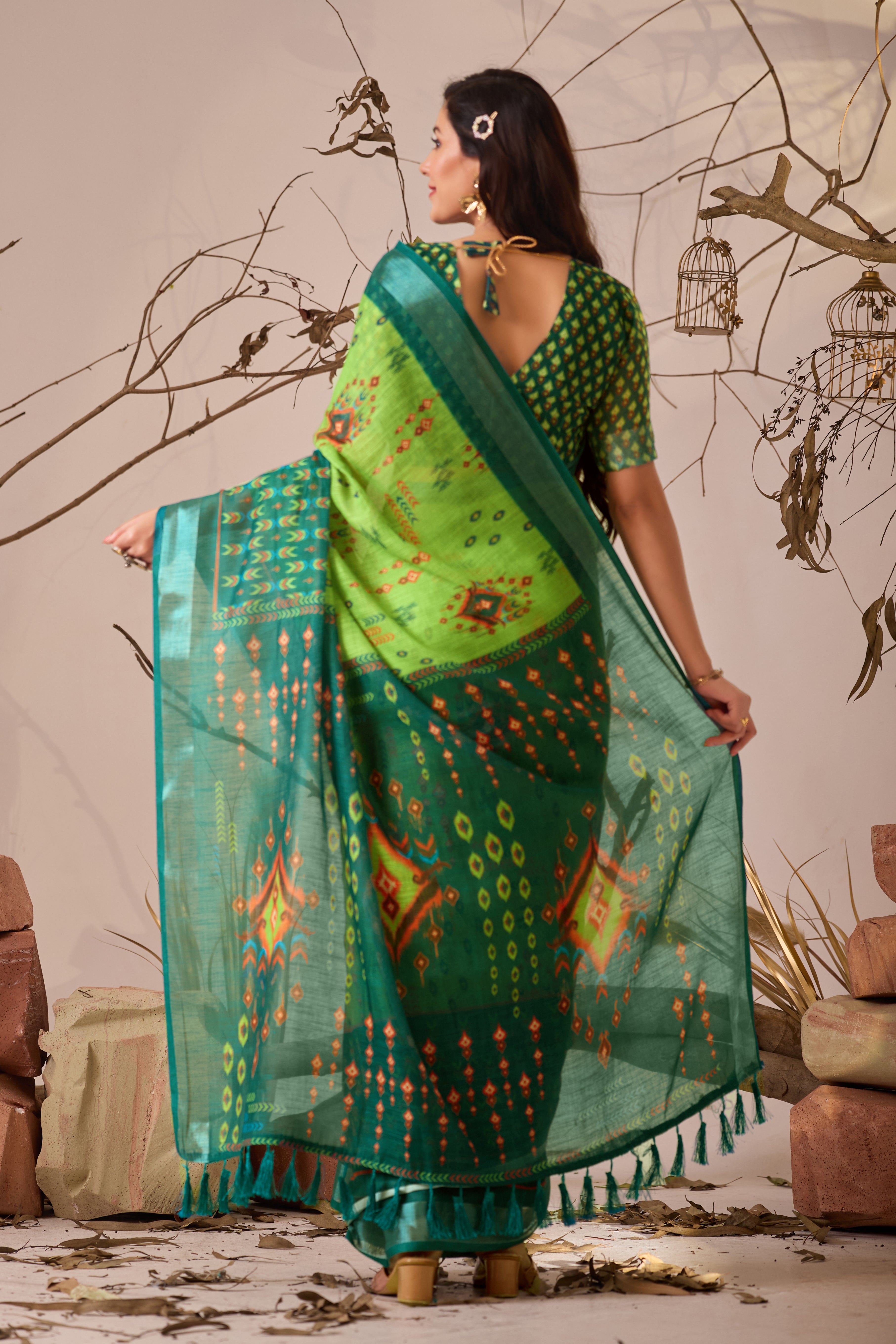 Premium Linen Cotton Saree with Elegant Digital Patola