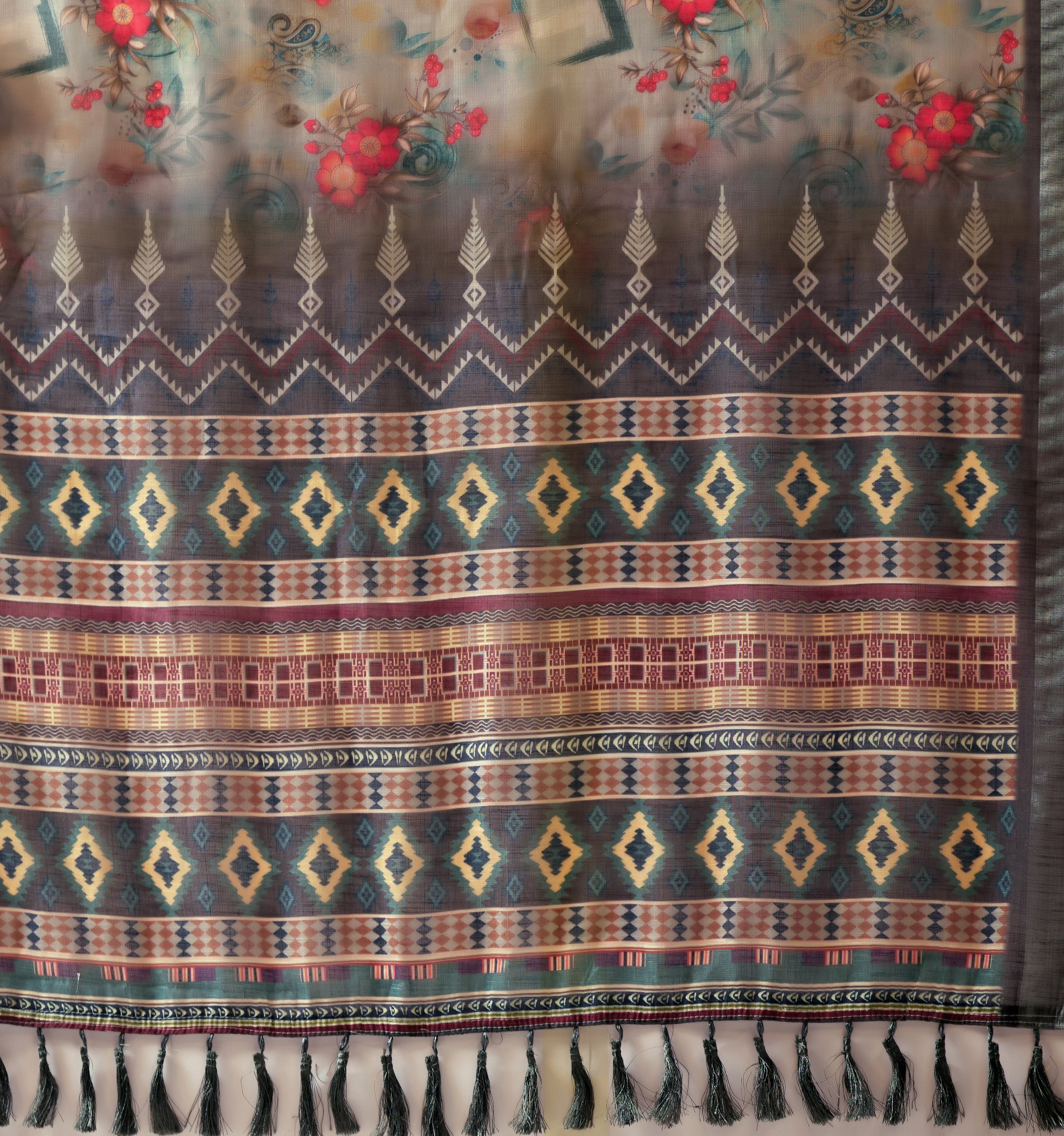 Premium Linen Cotton Saree with Elegant Digital Floral & Royal Ethnic Print