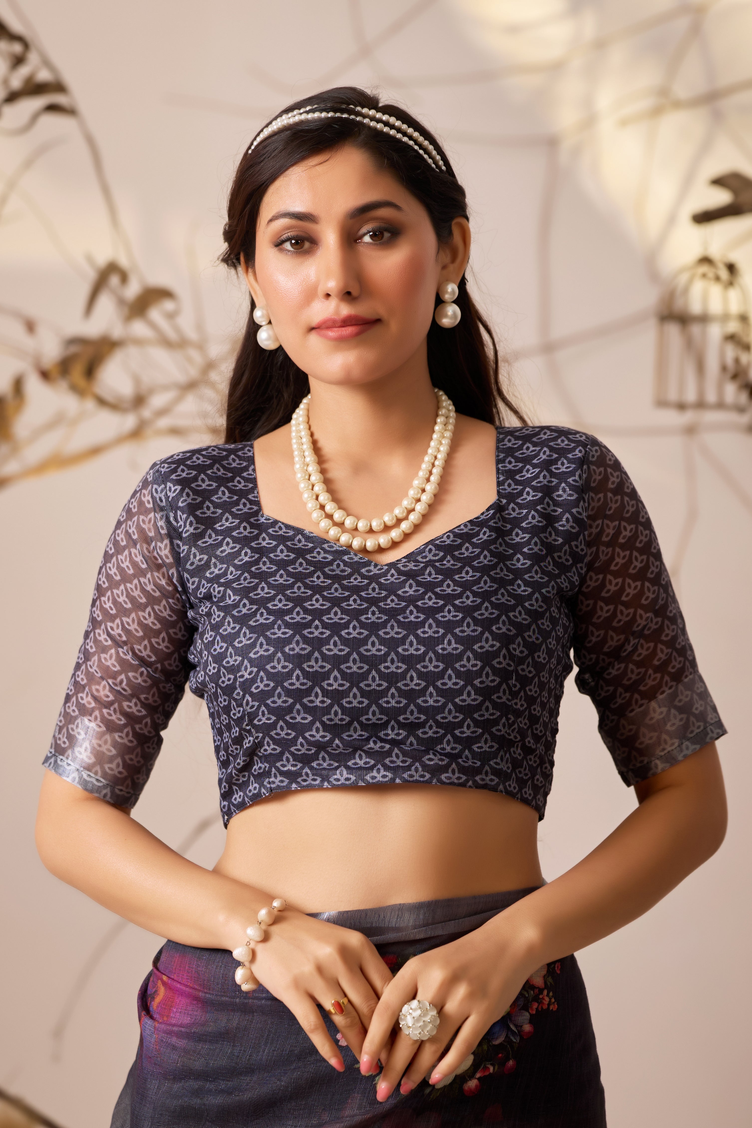 Premium Linen Cotton Saree with Elegant Digital Floral & Royal Ethnic Print & Classic Contrast Patola Style Border