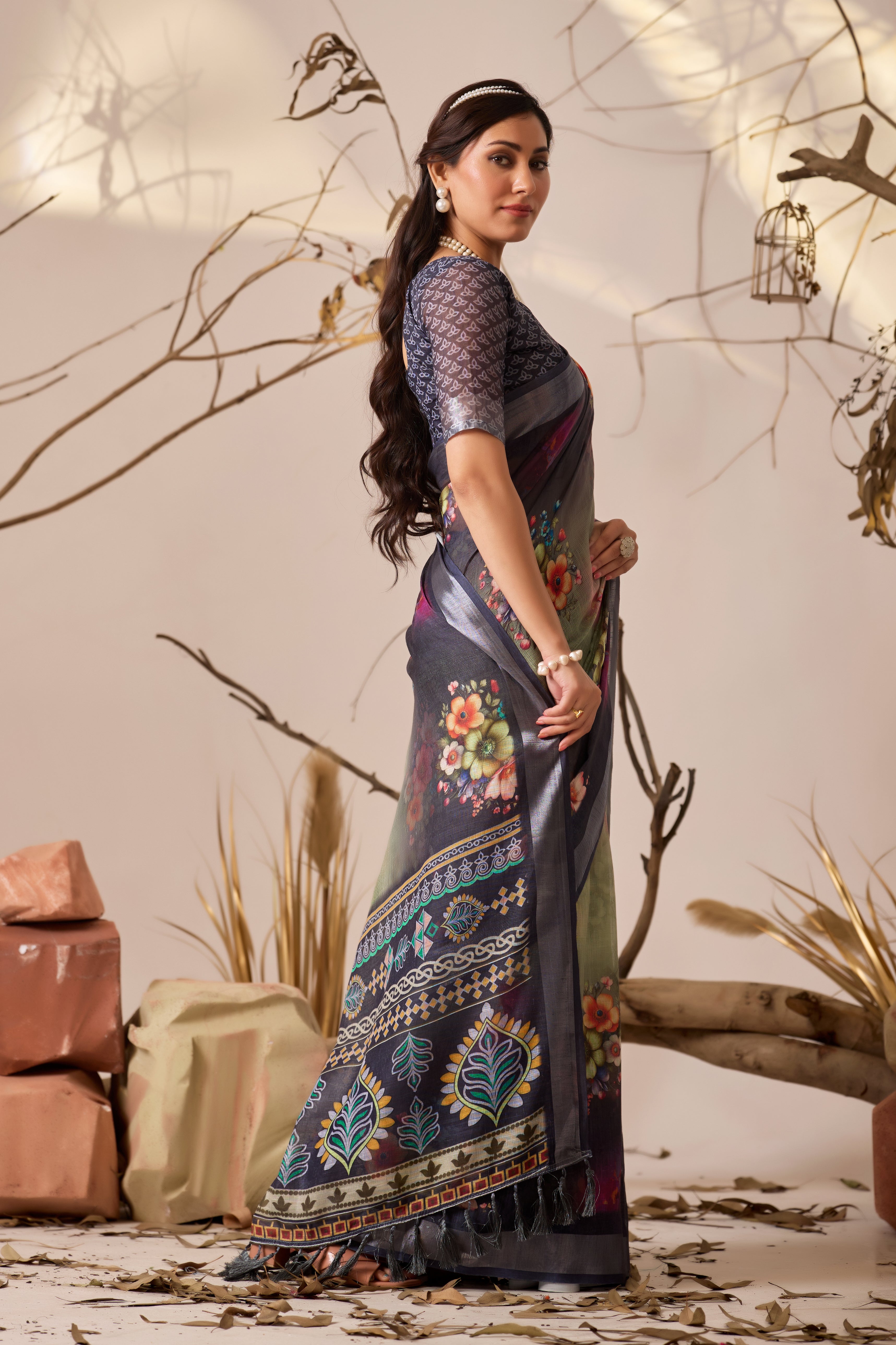 Premium Linen Cotton Saree with Elegant Digital Floral & Royal Ethnic Print & Classic Contrast Patola Style Border