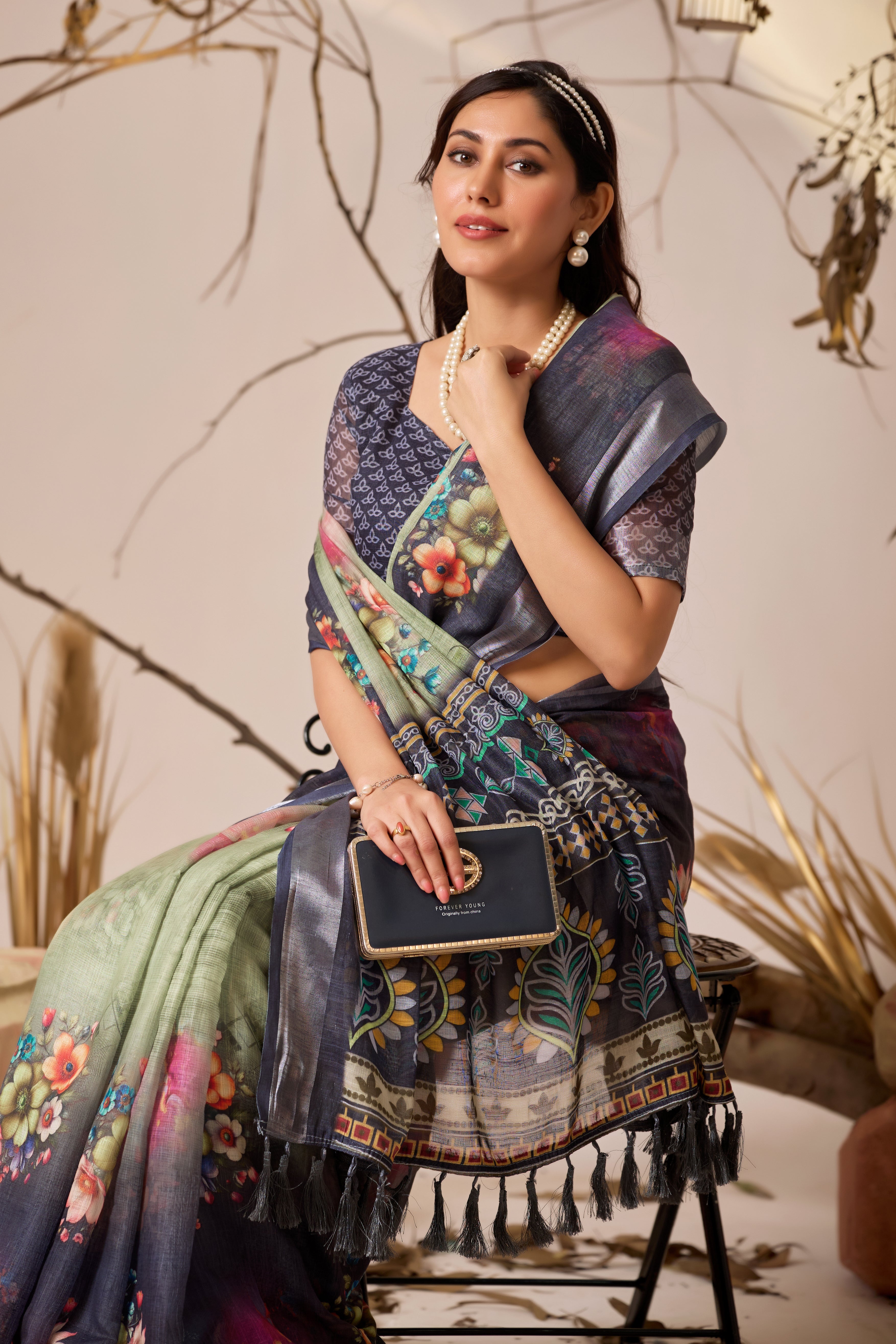 Premium Linen Cotton Saree with Elegant Digital Floral & Royal Ethnic Print & Classic Contrast Patola Style Border