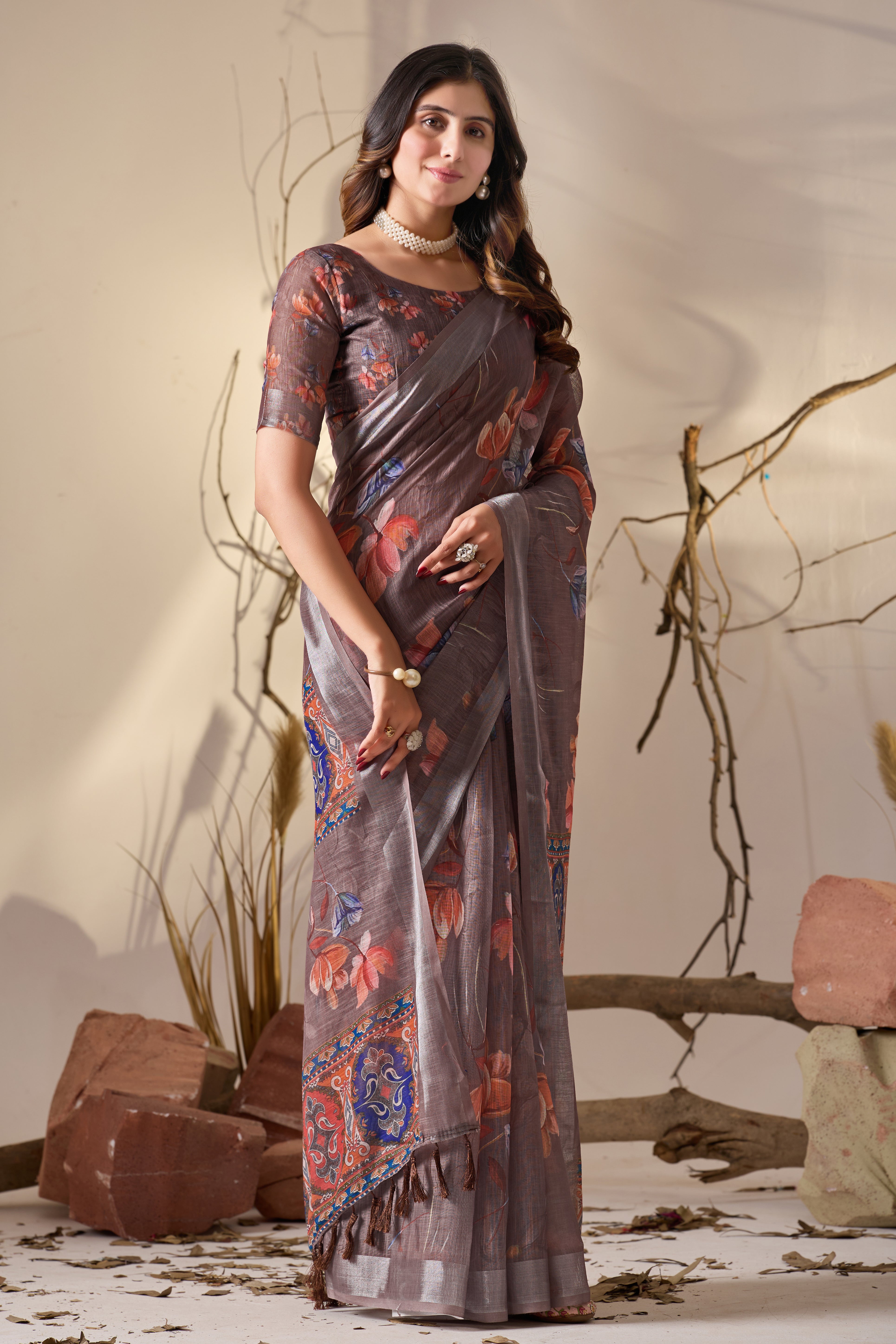Premium Linen Cotton Saree with Elegant Digital Floral Print & Exquisite Patola Inspired Border Detailing