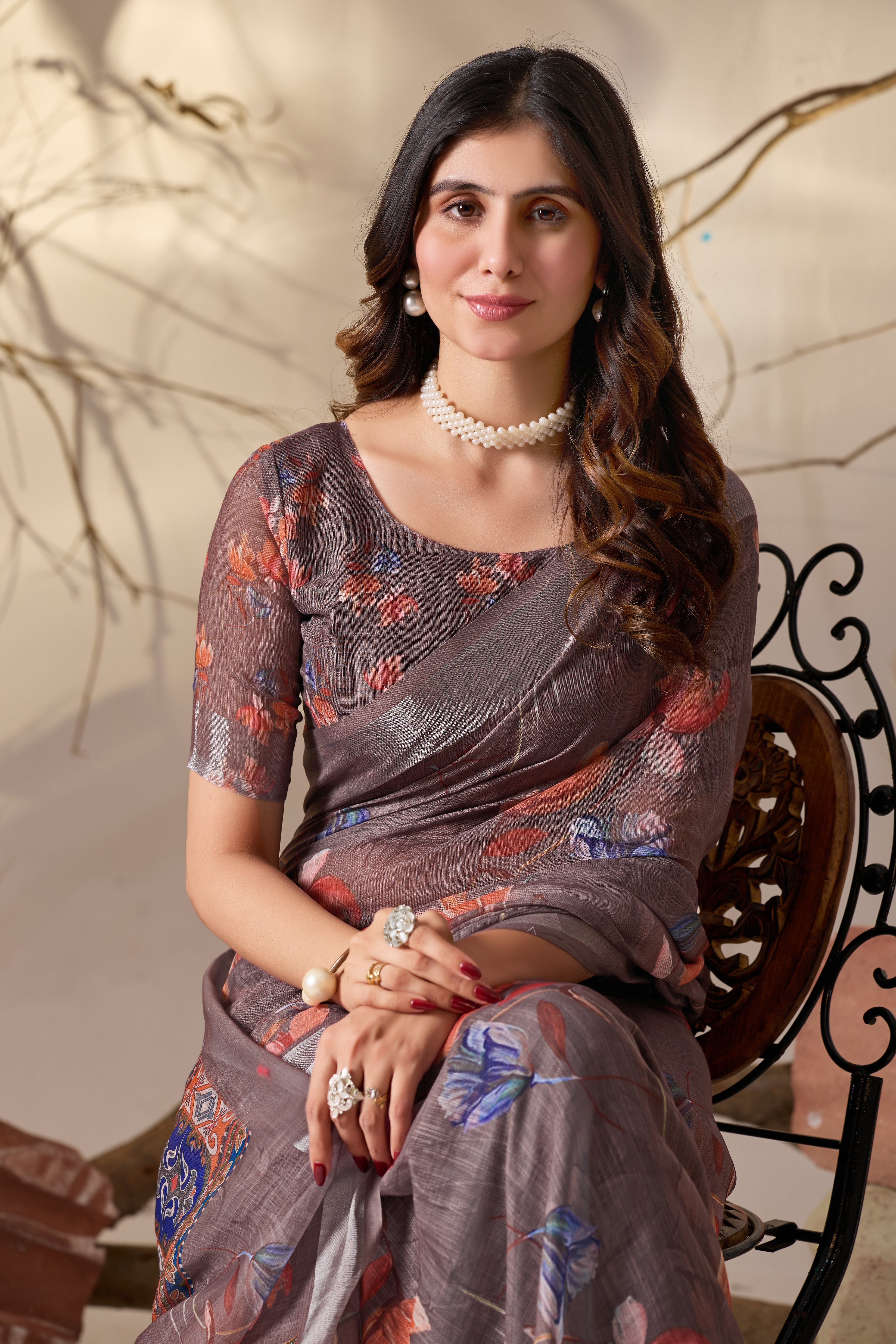 Premium Linen Cotton Saree with Elegant Digital Floral Print & Exquisite Patola Inspired Border Detailing