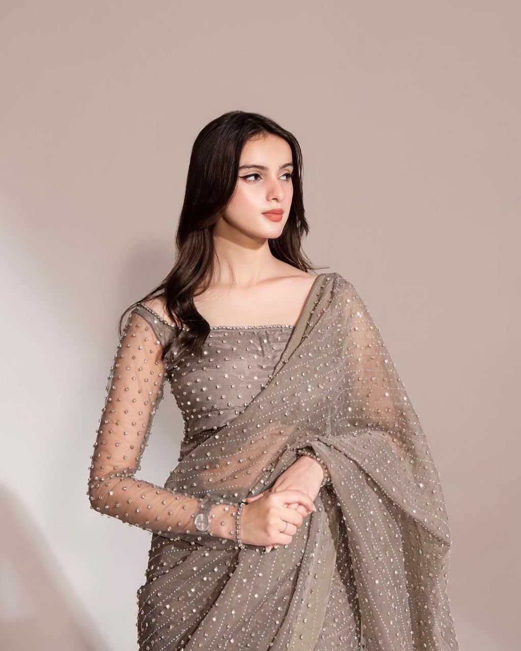 Modern touch ,Here we Presenting Exclusive saree