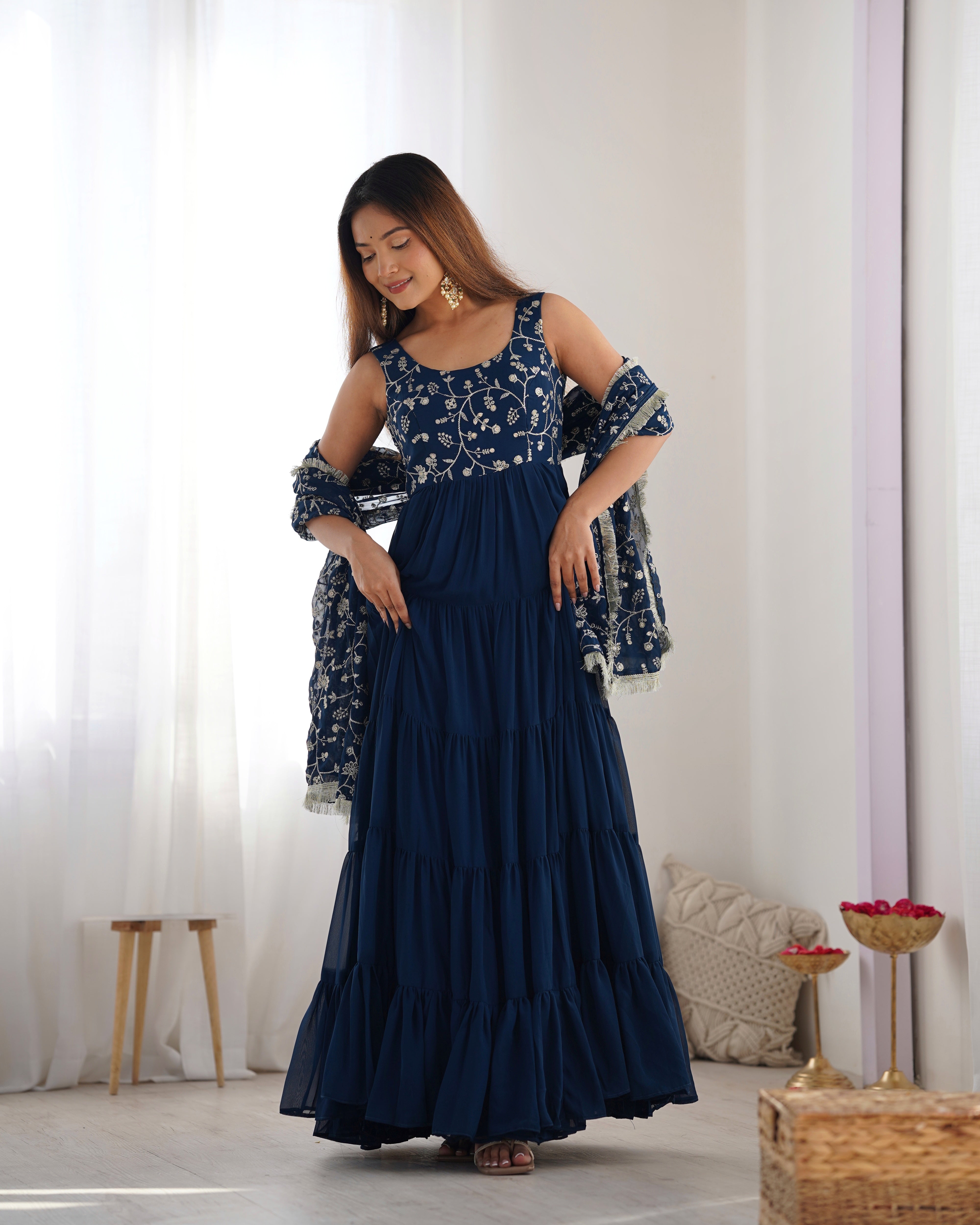 PURE SOFT FOX GEORGETTE &nbsp;FABRIC FULLY FLAIR ANARKALI,WITH DUPPTA SET,PENT READY TO WEAR