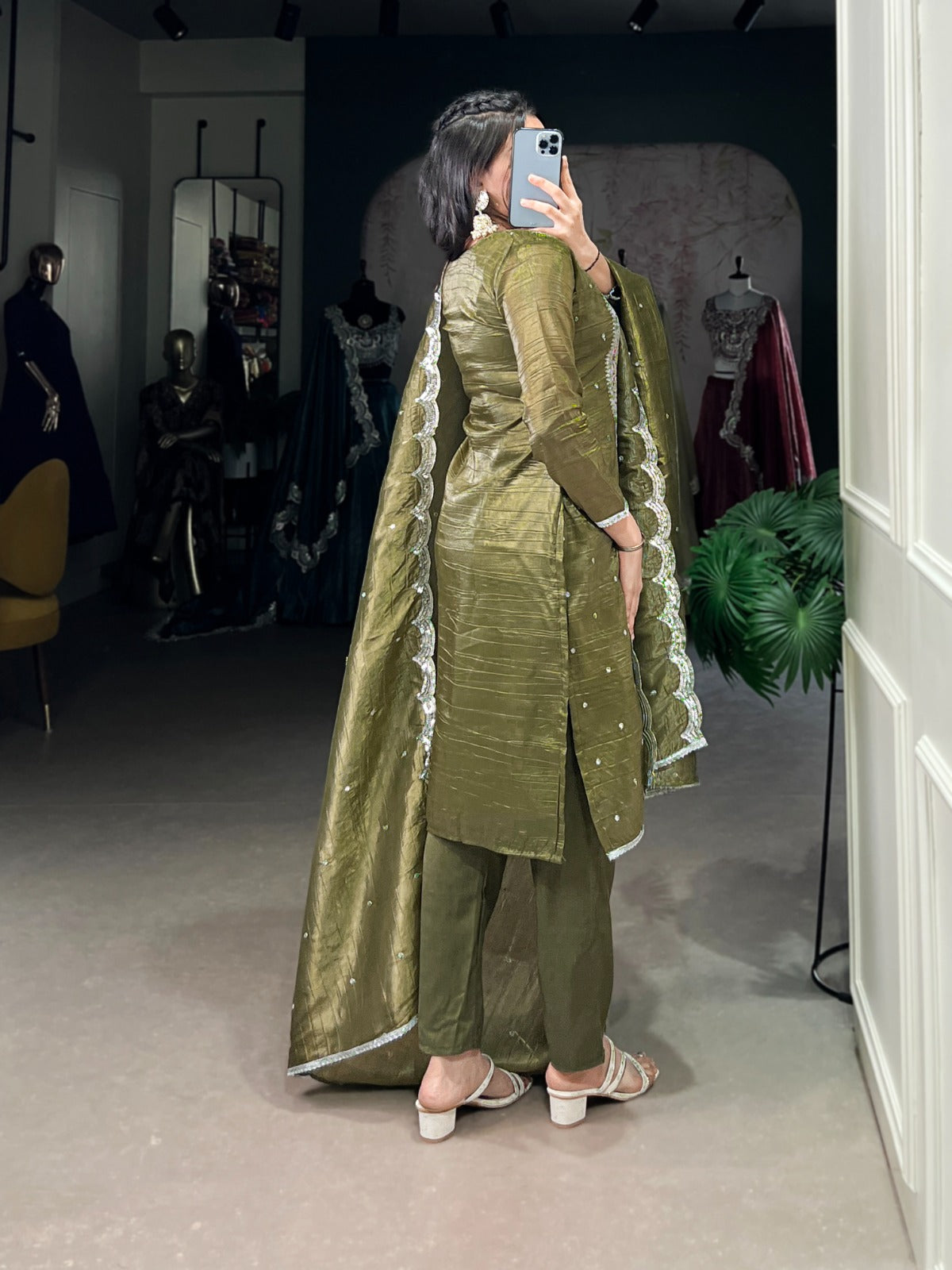 Ethnic Dress Earthy Tones, Royal Vibes