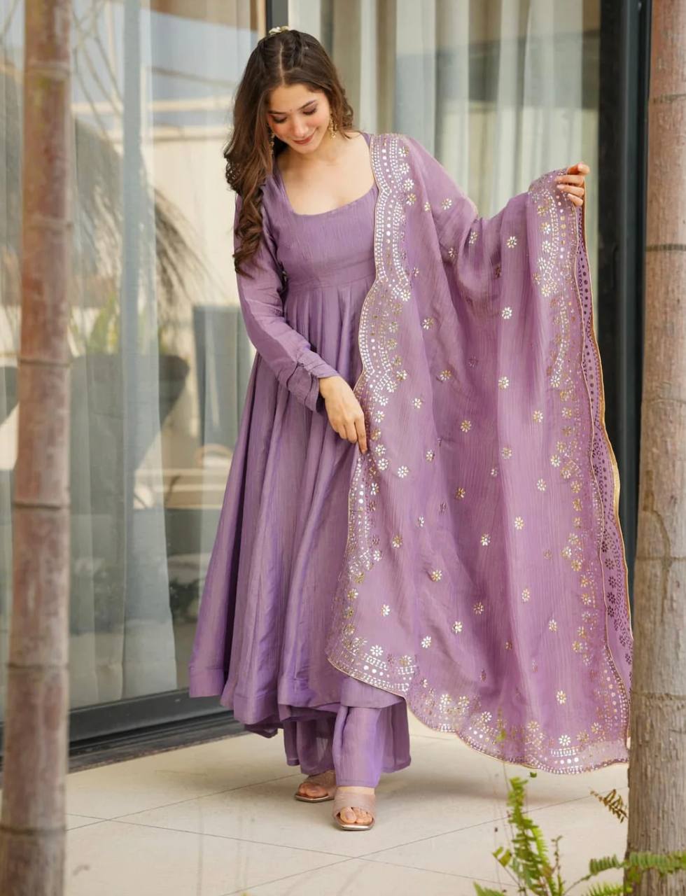 Launching Heavy Designer Party Wear Look Gown-Dupatta in Heavy Embroidery Sequence Work