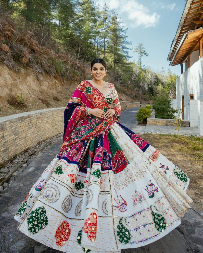 NEW DESIGNER PRINTED LAHENGA CHOLI