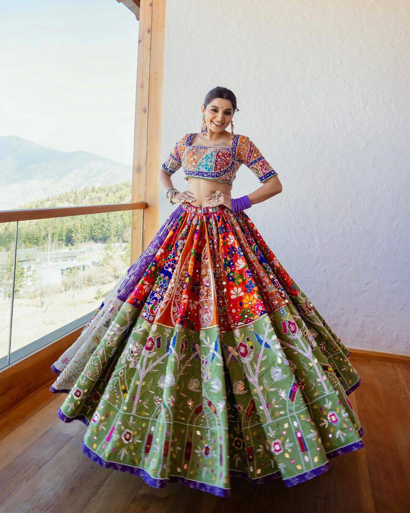 NEW DESIGNER PRINTED LAHENGA CHOLI