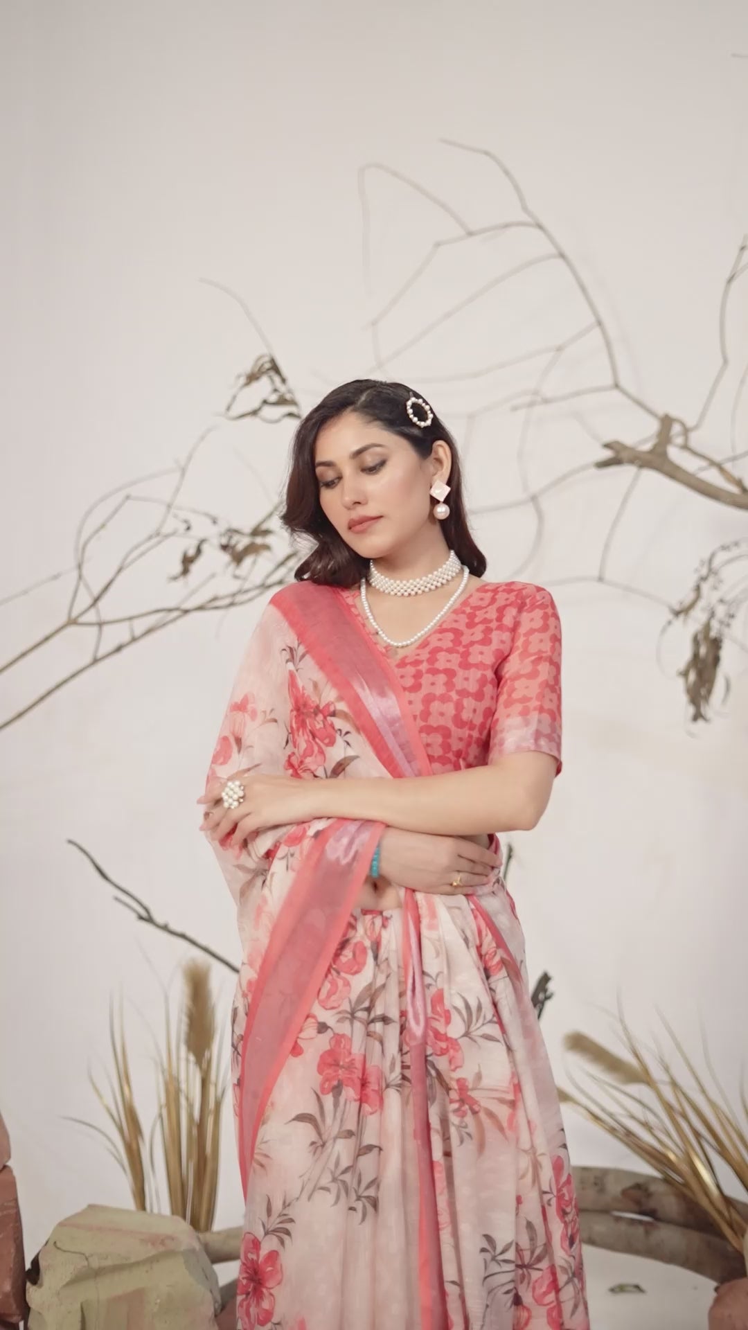 Premium Linen Cotton Saree with Elegant Digital Floral Print & Patola Border