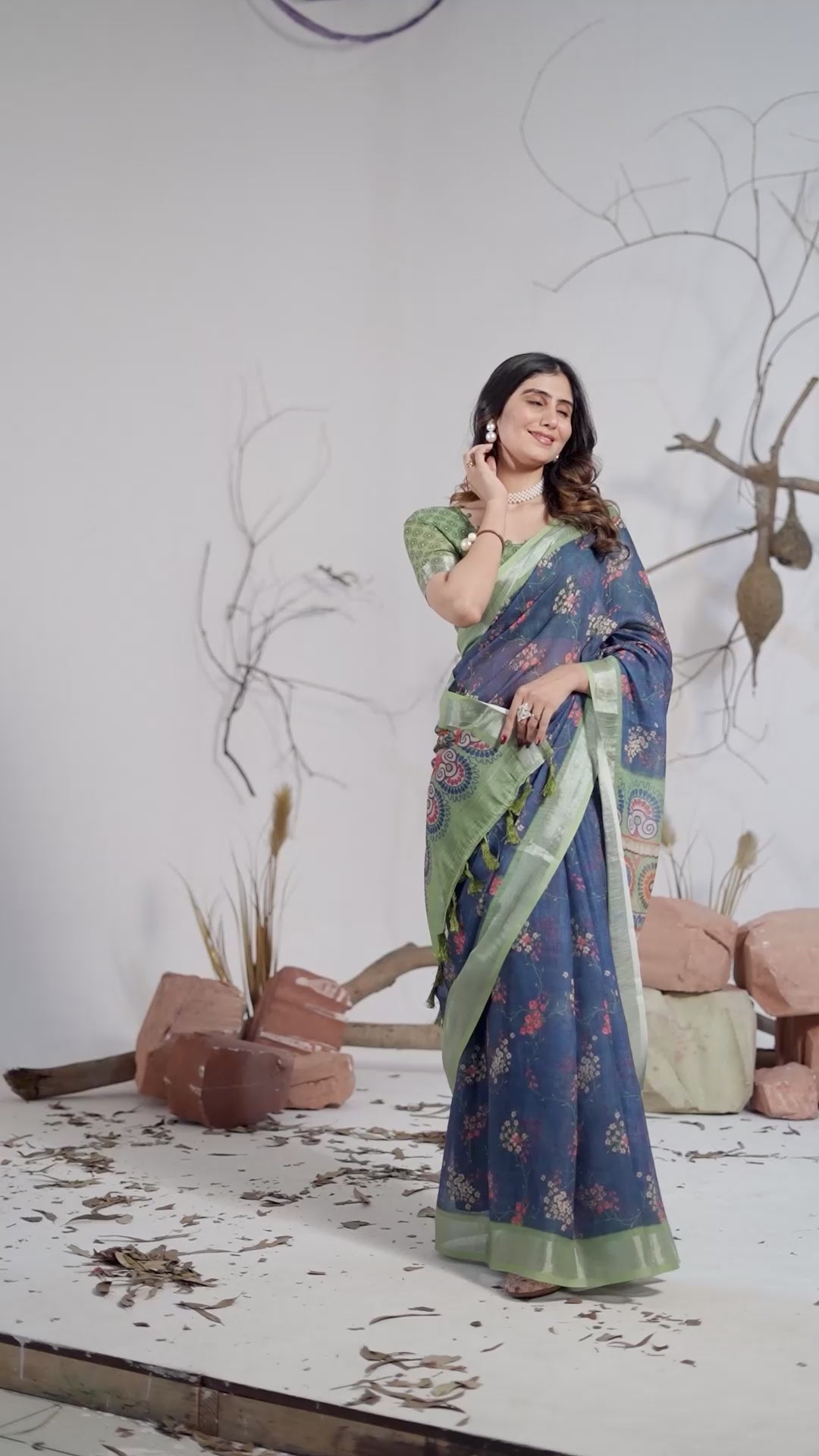 Premium Linen Cotton Saree with Elegant Navy Blue Floral Digital Print & Graceful Patola Inspired Pallu Border Design