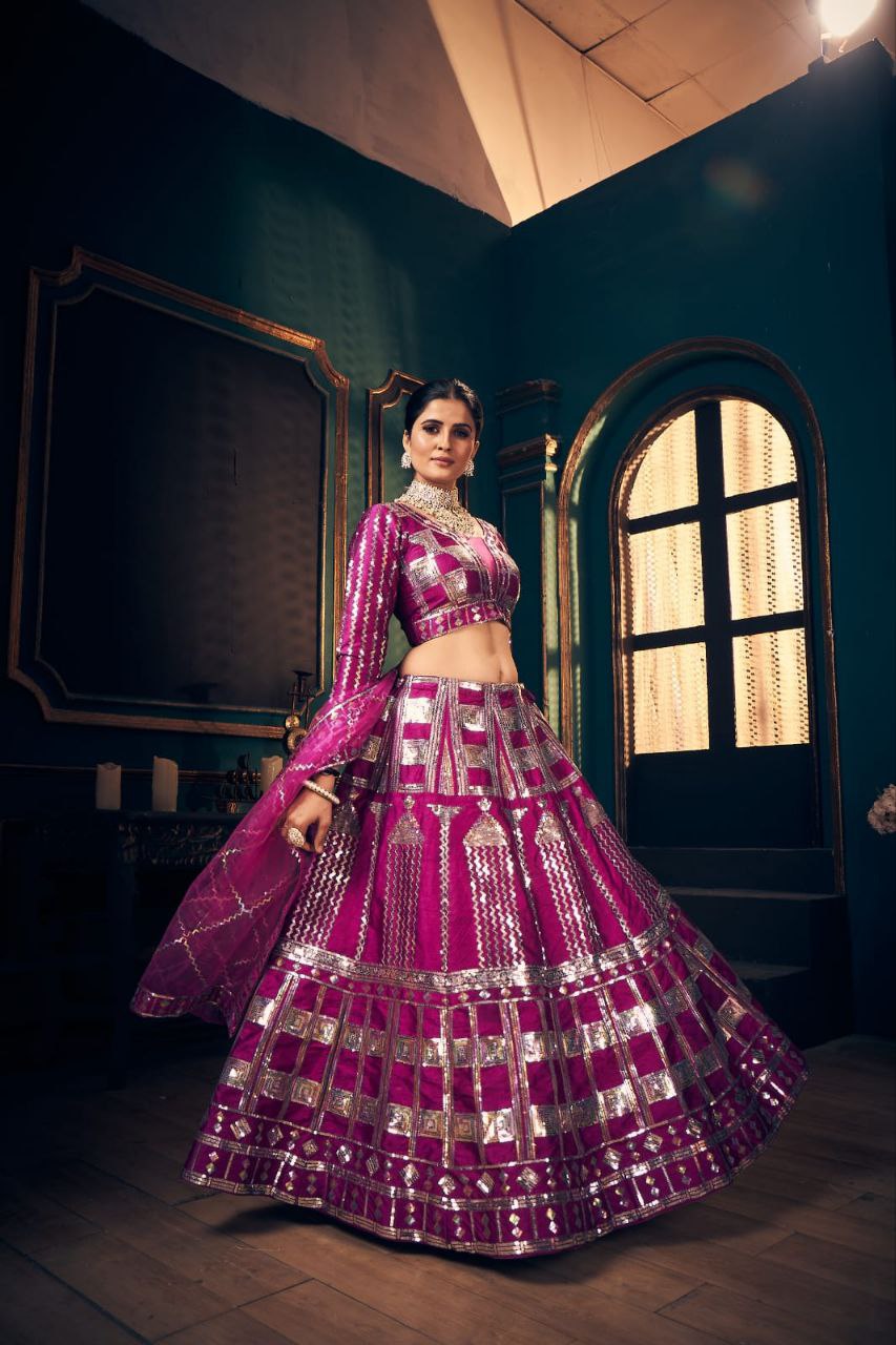 Presents Latest wedding lahengha-Choli